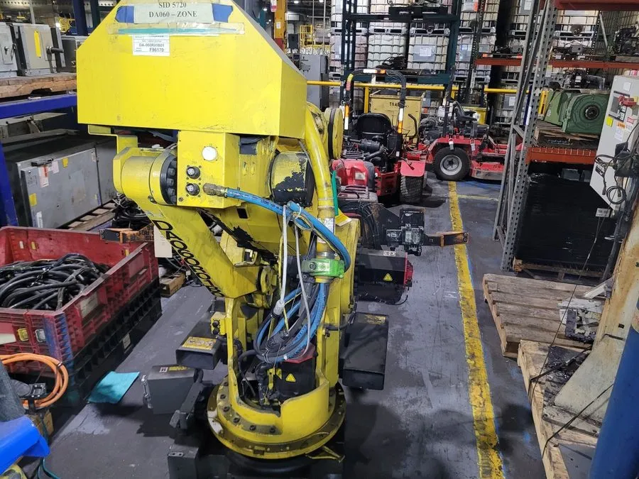Робот FANUC M-900iA/350 Complete W/ RJ3iB Controls