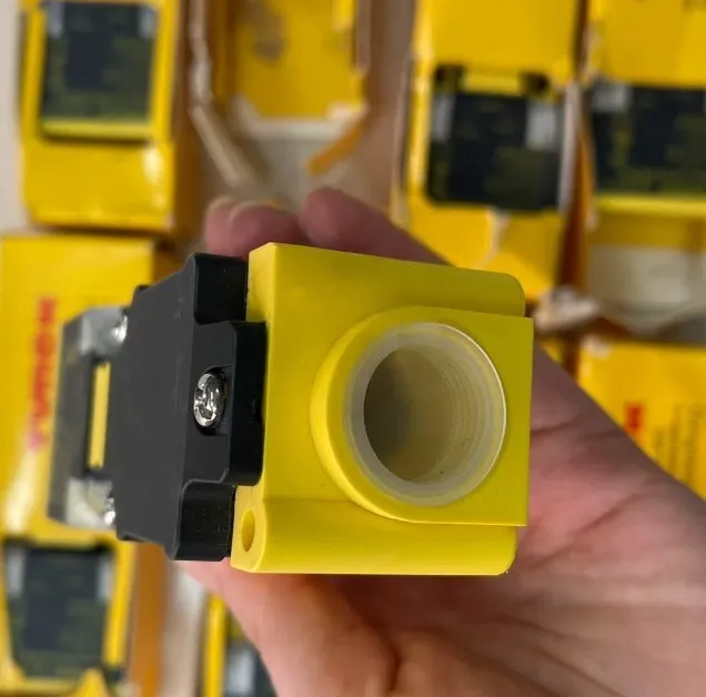 Датчик приближения Turck NI40U-CP40-AP6X2 1X Turck Proximity switch sensor