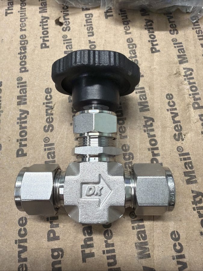 Фото лота V15C-D-8T-S от продавца №11212