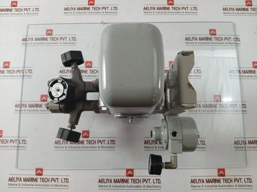 Датчик давления YOKOGAWA Y/15A1-LK1/L/GAS-FM/CAL-M Pressure Transmitter W/ Filte