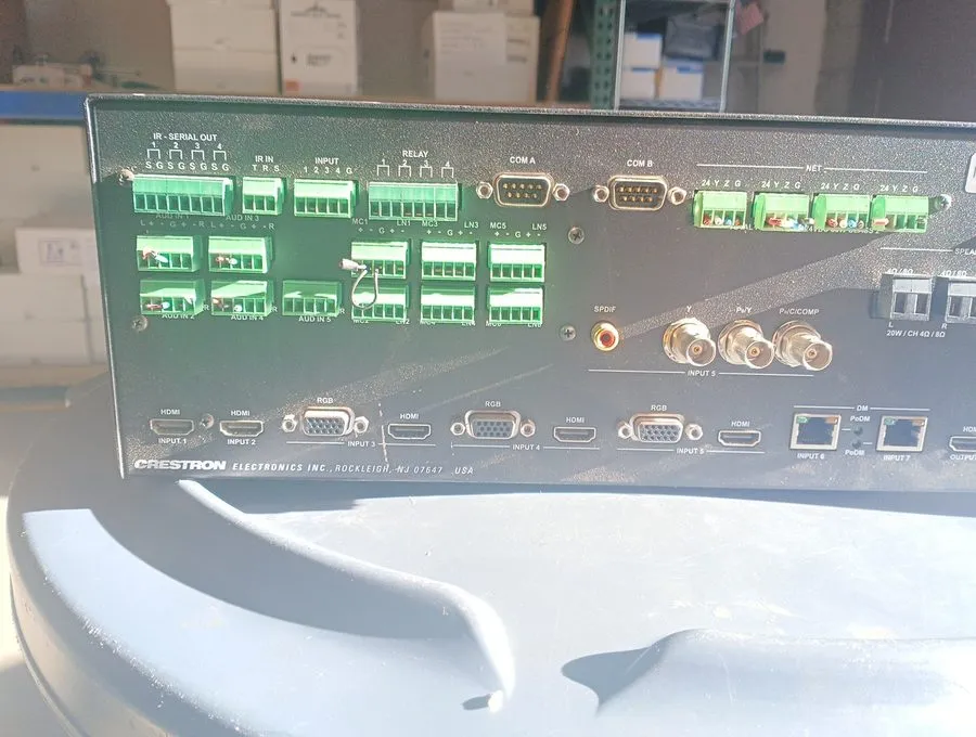 Видеокоммутатор Crestron DMPS-300-C DigitalMedia Presentation Switcher HDMI Rack — фото лота 2