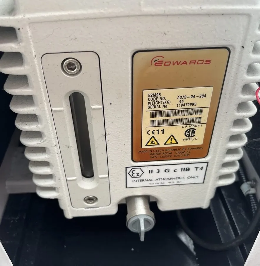 Насос Edwards E2M28 Rotary Vacuum Pump 21 CFM w/ 1.2 HP Motor 240V — фото лота 2