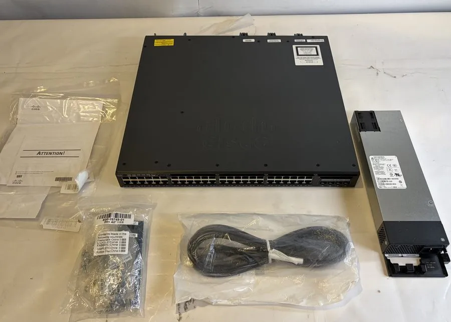 Коммутатор Cisco WS-C3650-48FS-E 48-Port GE PoE+ 4x 1G Uplinks Switch