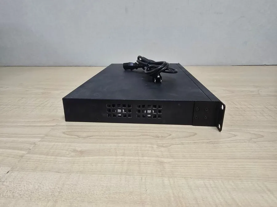 Коммутатор Dell PowerConnect 3548 M725K 48-Port 10/100 Managed Switch