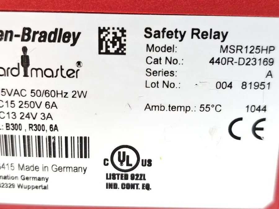 Реле безопасности ALLEN-BRADLEY 440R-D23169 MSR125HP SAFETY RELAY 115VAC 2NO