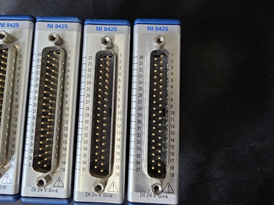 Модуль ввода-вывода National Instruments NI9425 C Series Digital Module — фото лота 1