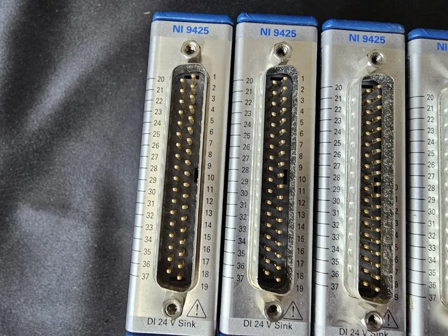 Модуль ввода-вывода National Instruments NI9425 C Series Digital Module — фото лота 2