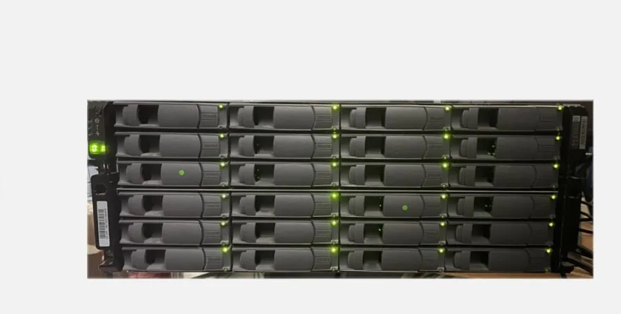 Жёсткий диск Netapp DS4243. 24x1TB Storage NETAPP
