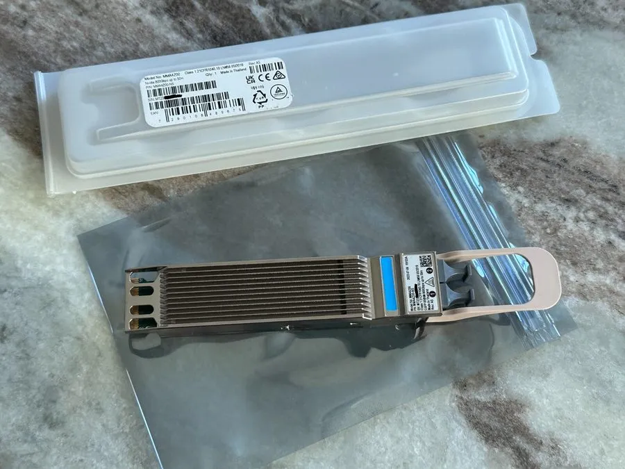 Трансивер NVIDIA MMA4Z00-NS 800Gb/s Twin-port OSFP, 2x400G Multimode SR8 50m Tra