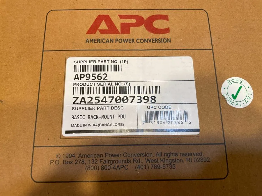 Блок розеток PDU APC AP9562 1U 15A 120V 12-Outlet Rackmount Power Distribution U
