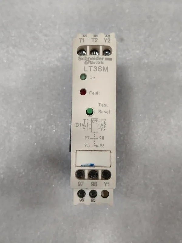 Реле защиты SCHNEIDER ELECTRIC LT3SM00M THERMISTOR PROTECTION RELAY VOLTAGE 110-