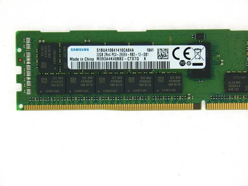 Модуль памяти SAMSUNG 32GB DDR4 2666 2Rx4 PC4-21300 M393A4K40BB2-CTD 288pin Serv