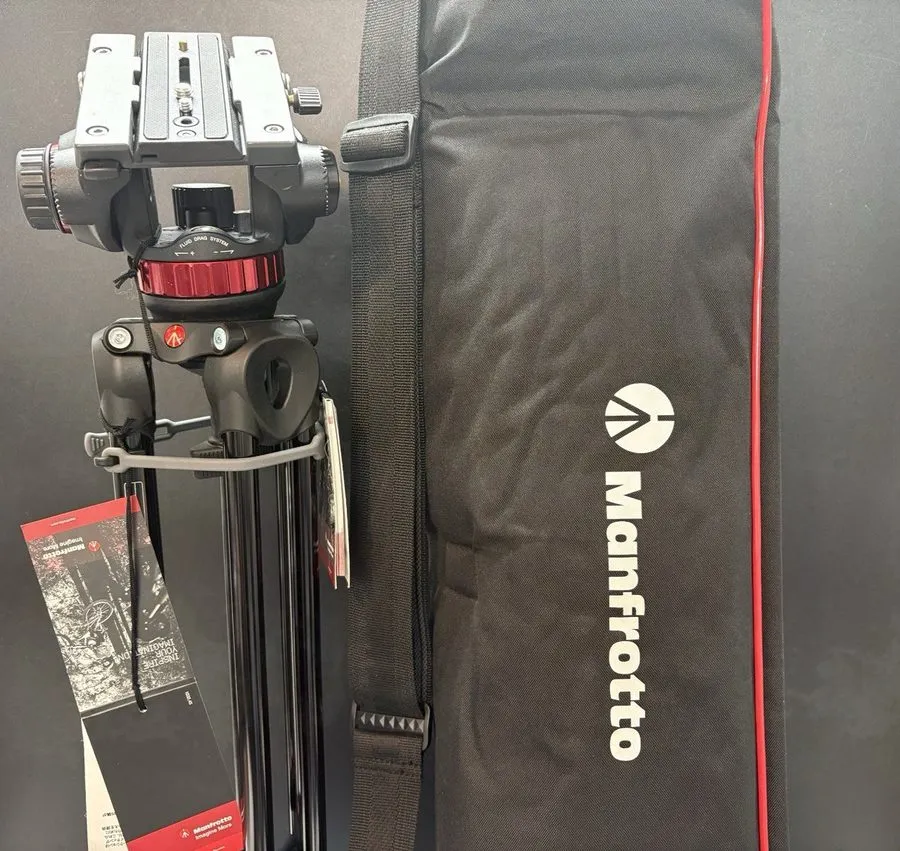 Оборудование видеонаблюдения SLIK Pro 700dx Tripod & Manfrotto MVH502A Fluid Hea