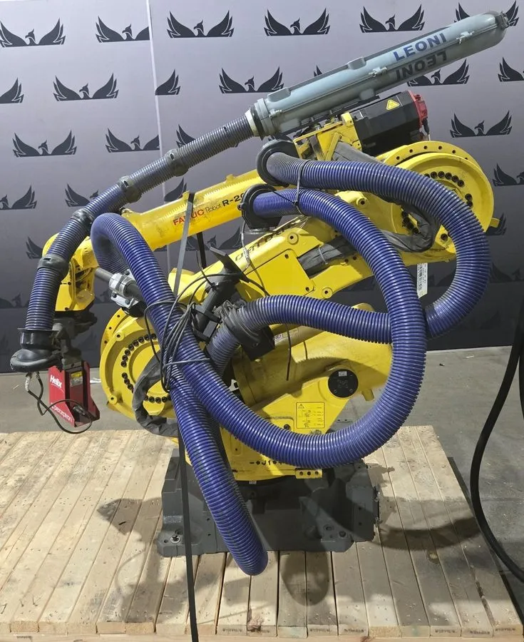 Робот FANUC R-2000iB/165F Complete w/ R-30iA Controls