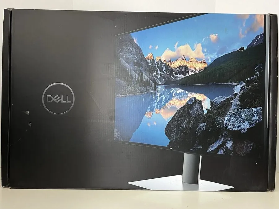 Монитор Dell UltraSharp U3219Q 31.5" 4K UHD 2160p 60Hz IPS LED Monitor No stand