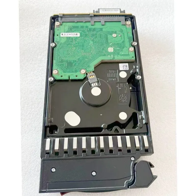 Жёсткий диск HP MSA2000 P2000 AP860A 601777-001 600GB SAS 15K 3.5" LFF Hard Driv