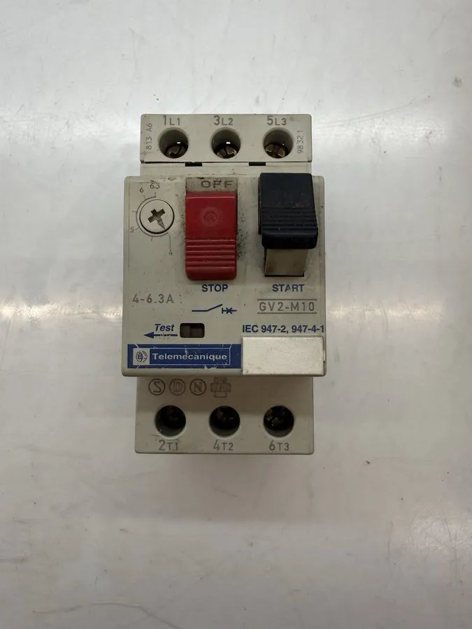 Автоматический выключатель Telemecanique GV2-M10 4-6.3 A Motor Circuit Breaker 6 — фото лота 1