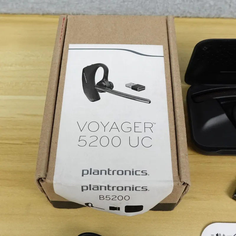 VoIP-шлюз Plantronics 206110-101 Voyager 5200 UC Black Mono Bluetooth Headset Sy