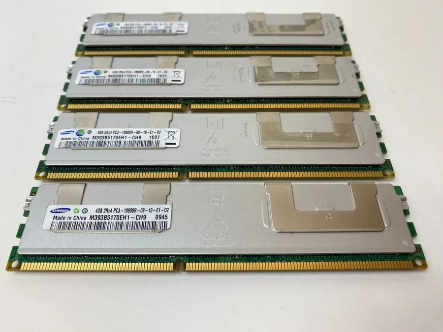 Модуль памяти Samsung 4GB 2Rx4 PC3-10600R DDR3-1333 ECC Reg Server RAM M393B5170 — фото лота 1