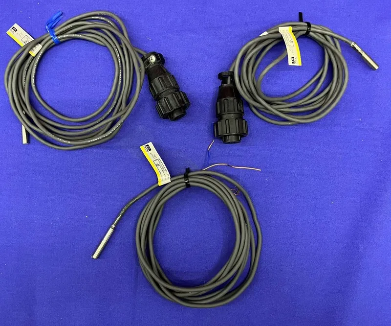 Датчик приближения Omron E2E-X1C1 Proximity Sensor, NPN NO, 1mm Range, 12-24VDC,
