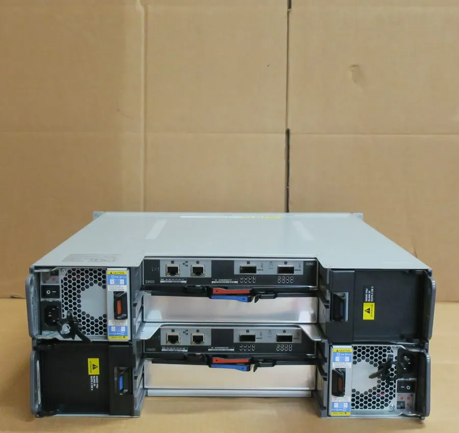 Дисковая полка NetApp DS4243 116-00422+B1 24 x 2TB 7.2K X306A-R5 2 x IOM3 Contro