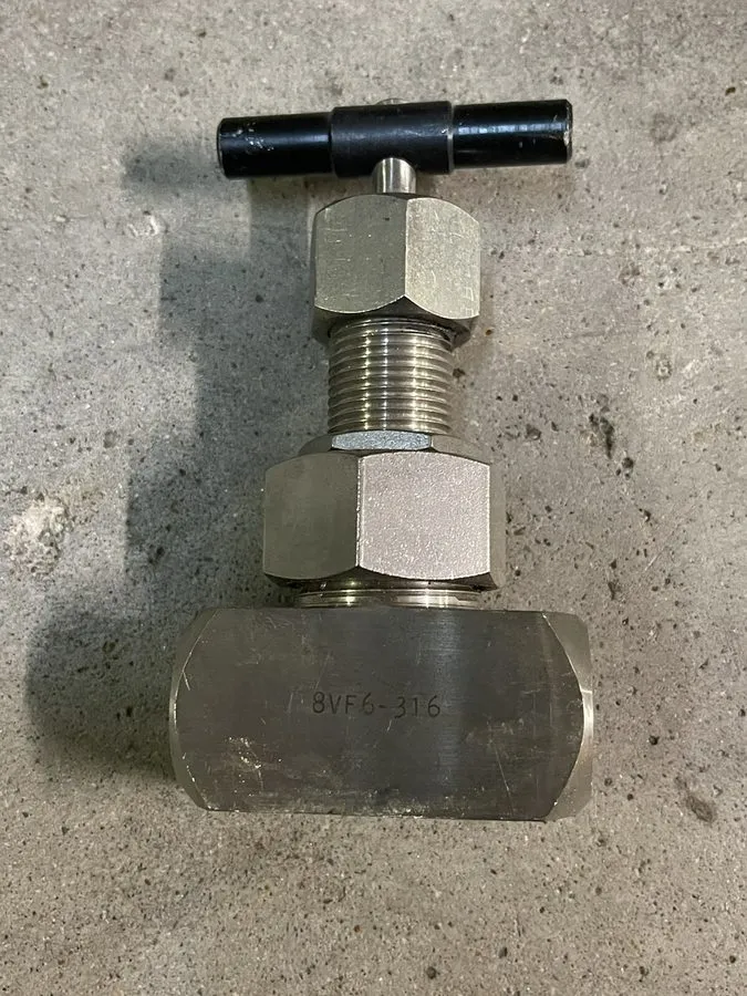 Клапан Whitey SS-8VF6 High Pressure Valve Stainless Steel Swagelok Threaded