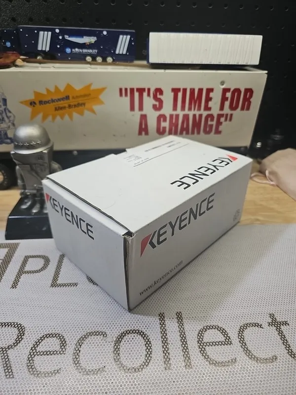 Камера машинного зрения KEYENCE VS-L320MX All-in-One Camera Vision System Real P — фото лота 2
