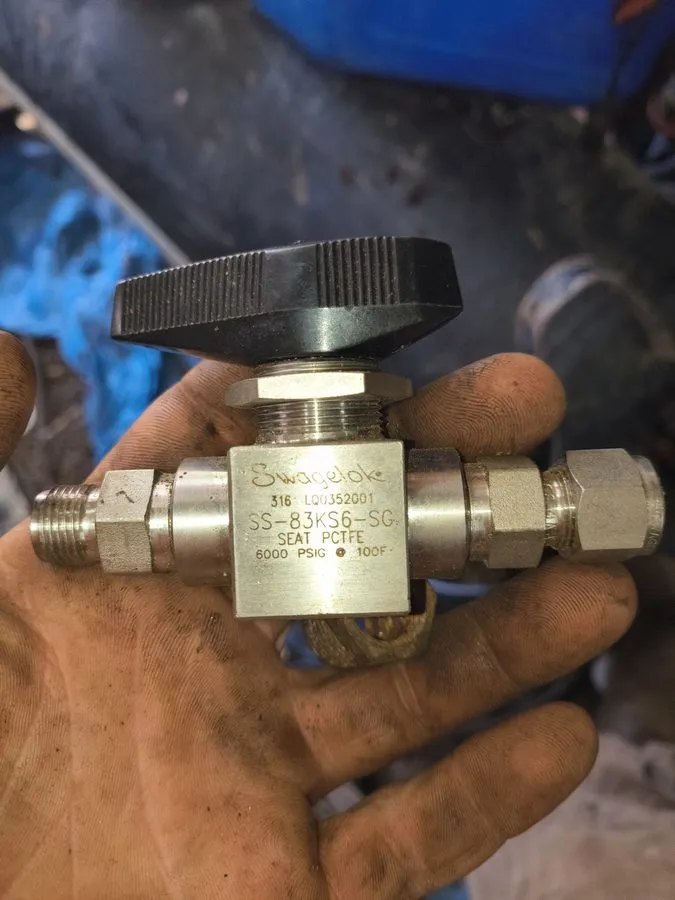 Клапан Swagelok SS-83KS6 high-pressure ball valve shipping