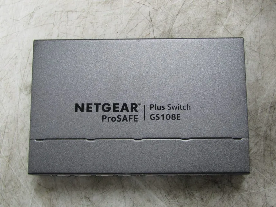 Коммутатор Netgear ProSAFE GS108E v2 Plus 8-Port Gigbit Ethernet Switch