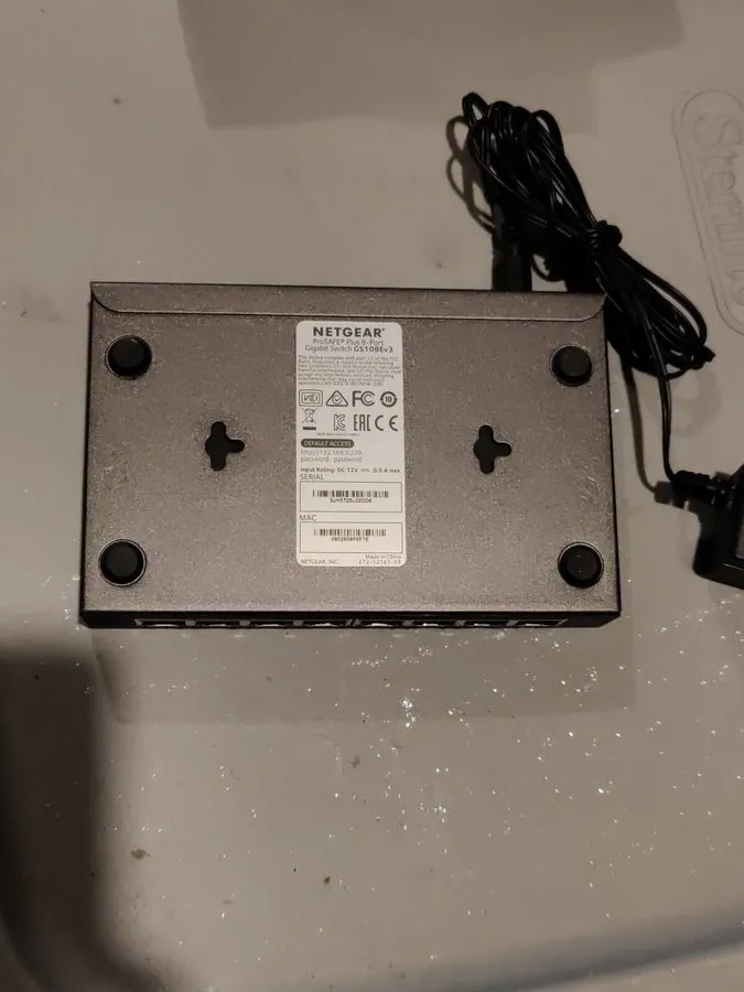 Коммутатор Netgear PROSTAFE GS108E Gigabit Network Switch