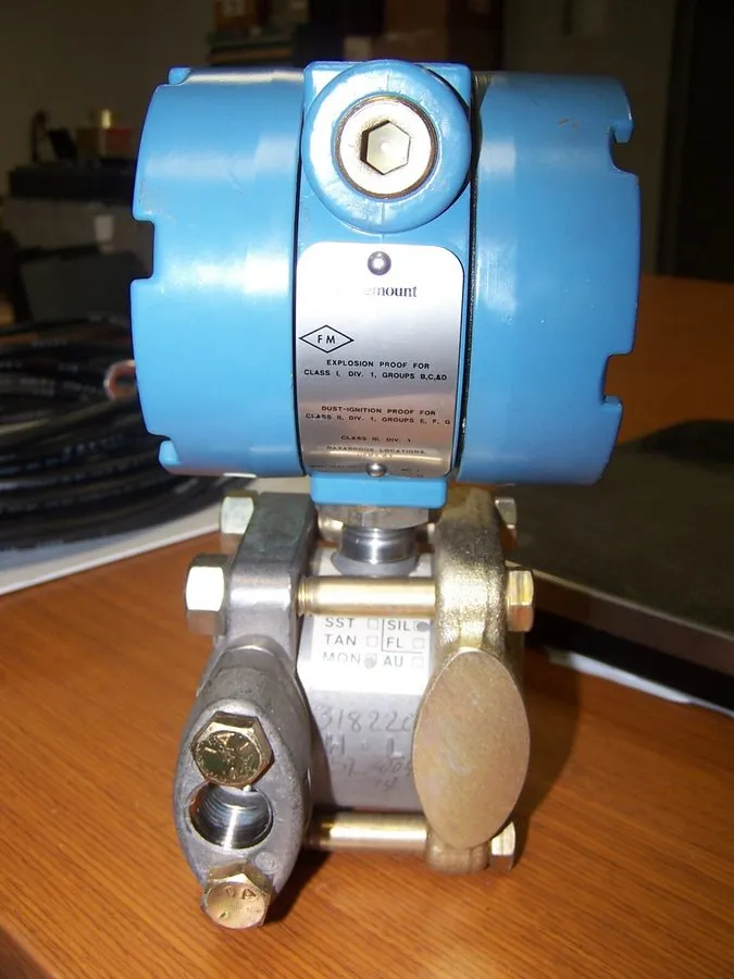 Датчик давления ROSEMOUNT PRESSURE TRANSMITTER 0-300 PSI 10-50 MA 85 VDC MAX 115