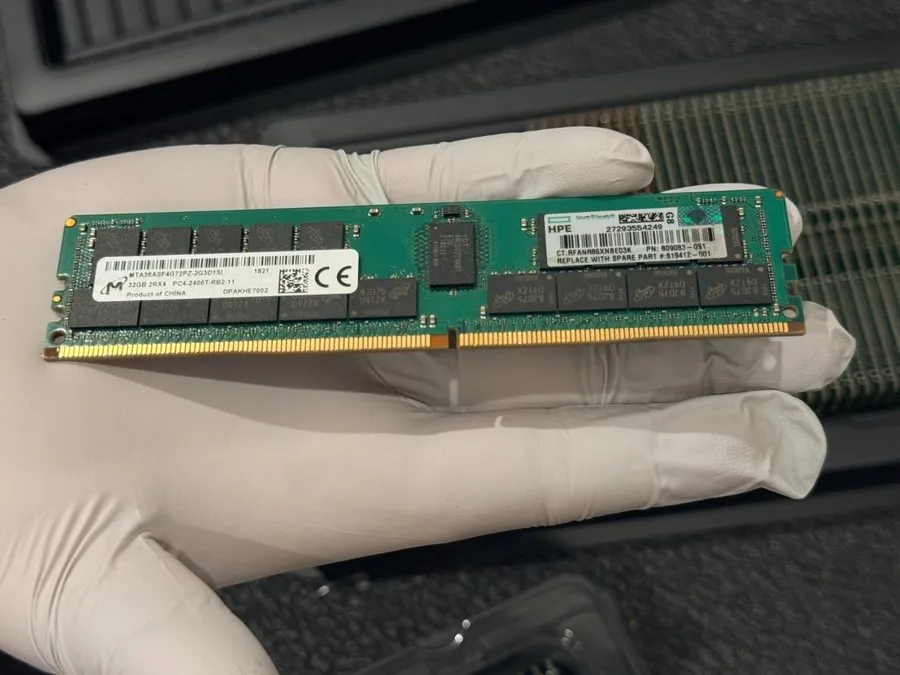 Модуль памяти 4x Micron HPE 32GB DDR4-2400 ECC RDIMM MTA36ASF4G72PZ-2G3 819412-0
