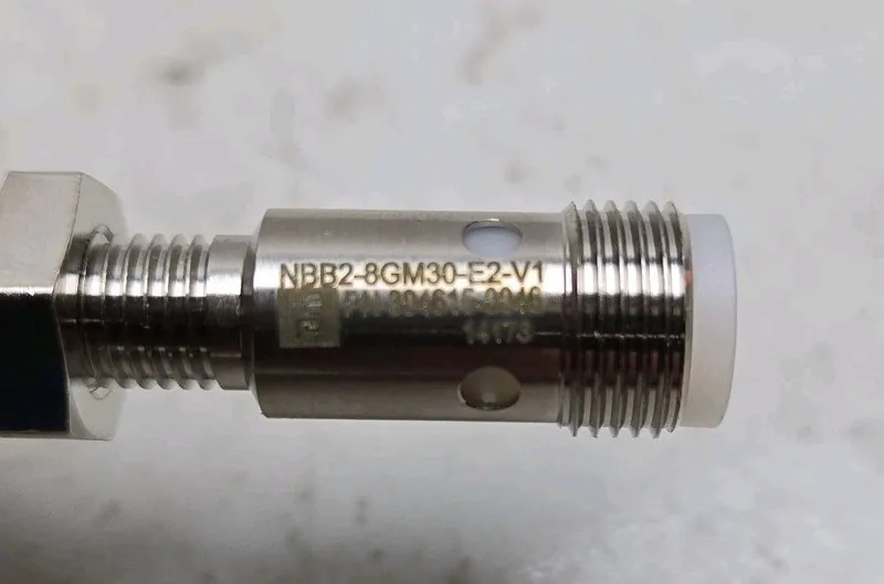 Датчик приближения PEPPERL + FUCHS NBB2-8GM30-E2-V1 Proximity Sensor 52028S