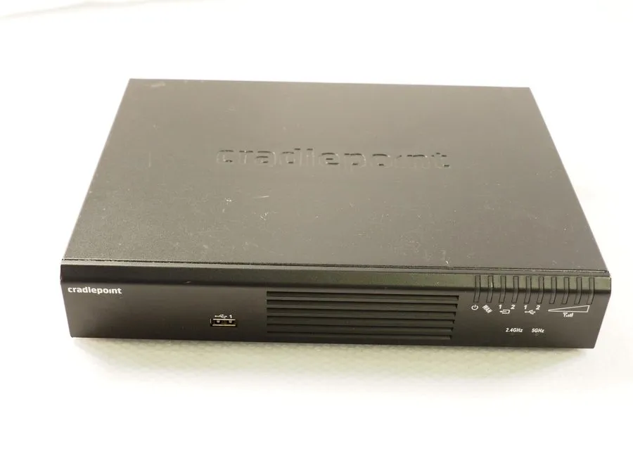 Маршрутизатор Cradlepoint AER2100 4G LTE Wireless Cellular Router
