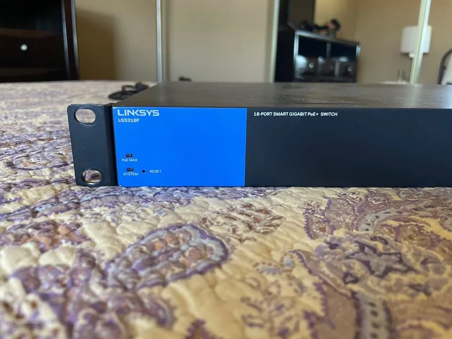 Коммутатор Linksys LGS318P 18-Port Smart Gigabit PoE+ Managed Network Switch 125