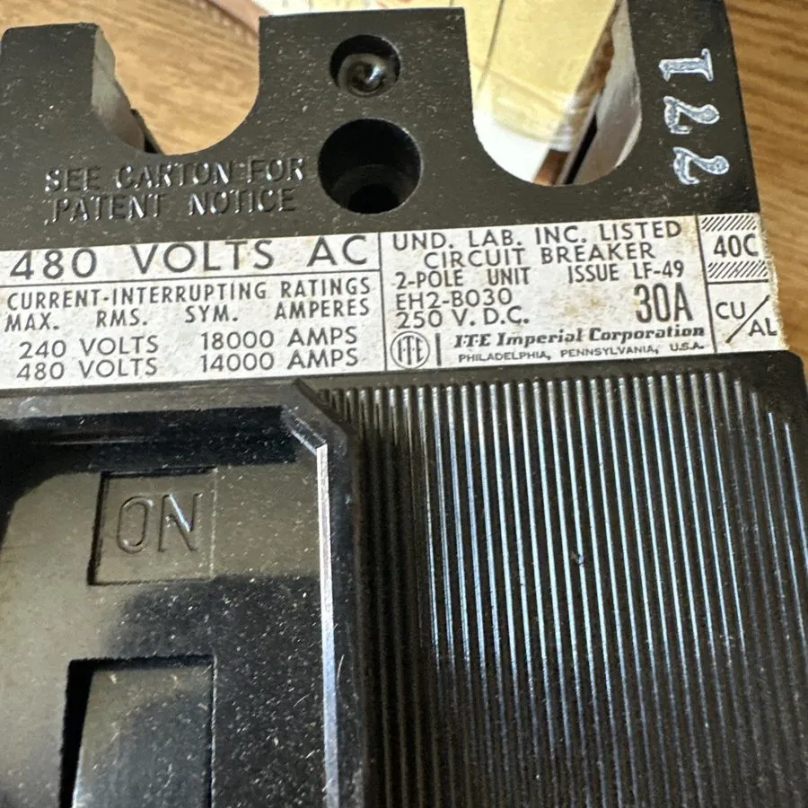 Автоматический выключатель ITE Molded Case Circuit Breaker EH2-B030 480V, 30A I- — фото лота 1