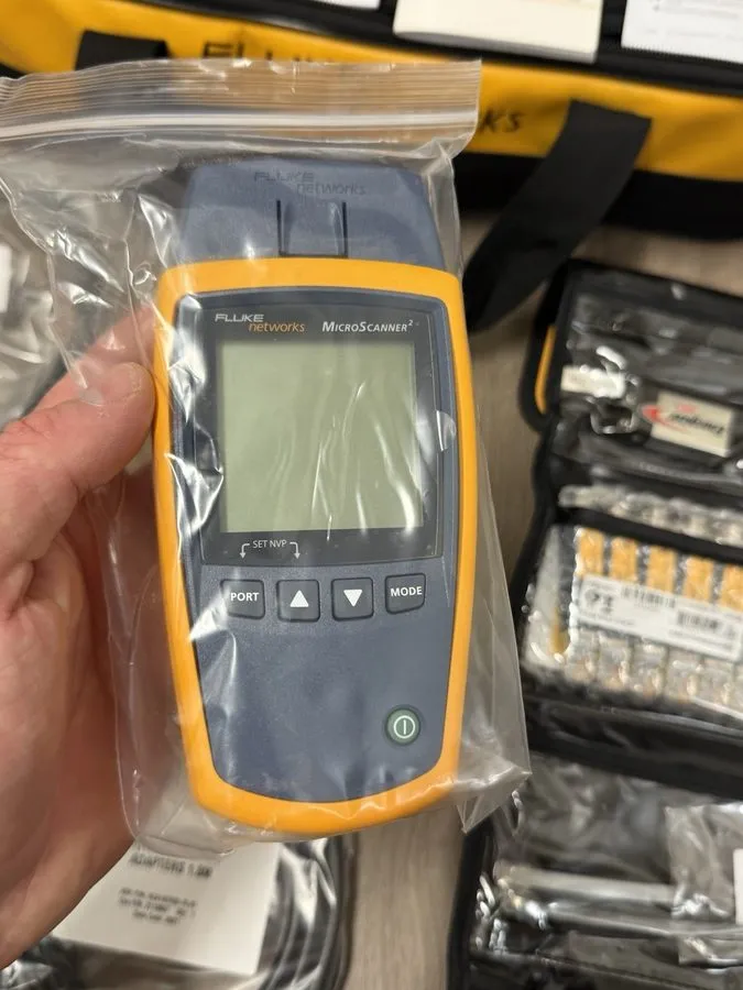 Тестер Fluke Networks MS2-KIT Microscanner 2 & Intellitone Pro 200 Cable Test Ki