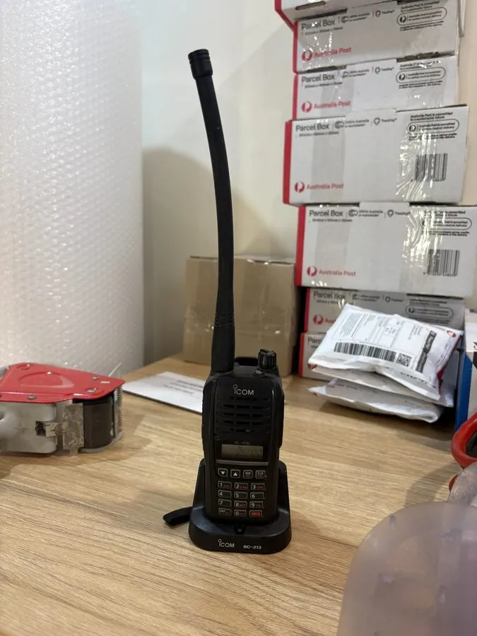 Радиостанция Icom A16 VHF Aviation Air Band Handheld Transceiver IC-A16 — фото лота 1
