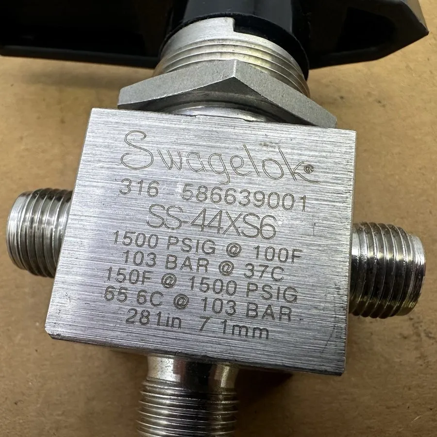 Клапан Hanbay MDM-060DT Valve Actuator w/ Swagelok SS-44XS6 3-Way 12-24VDC