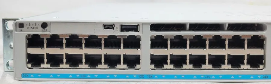 Коммутатор Cisco Catalyst C9300-48UXM-A 48-Port UPOE mGig Ethernet Switch C9300- — фото лота 1