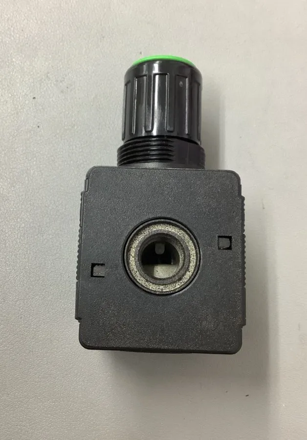 Трубопроводная арматура Bosch 0821302401 Pneumatic Pressure Regulator (b566)