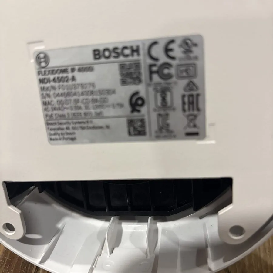 Камера Bosch FLEXIDOME IP 4000i Outdoor Camera NDI-4502-A 2MP 3-10MM — фото лота 1