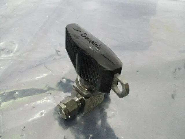Клапан Swagelok SS-43S4 316 Stainless Steel Ball Valve 1/4"