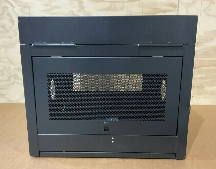Стойка/шкаф Tripp Lite SmartRack Server Rack Hinged Doors 12U SRW12US
