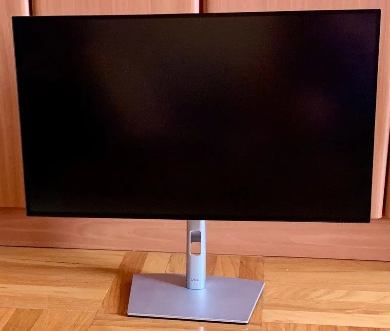 Монитор Dell UltraSharp U2723QE 27" 4K UHD LED Monitor (LINE ON SCREEN)