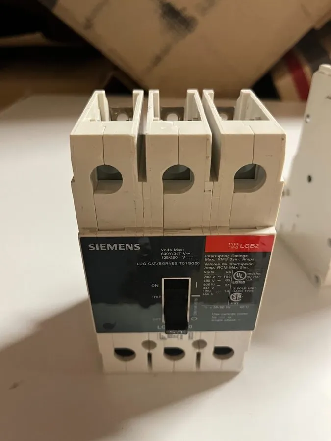 Автоматический выключатель Siemens LGB3K050B / LGB3K050 3p 480v 40a Circuit Brea