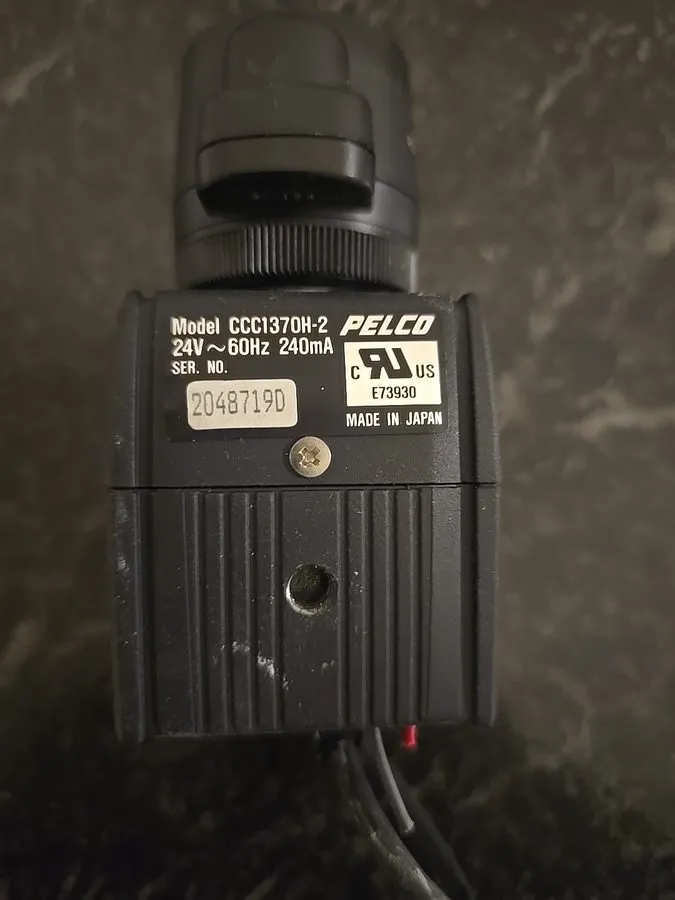Камера Pelco CCC1370H-2 Digital Security Camera Color CCD