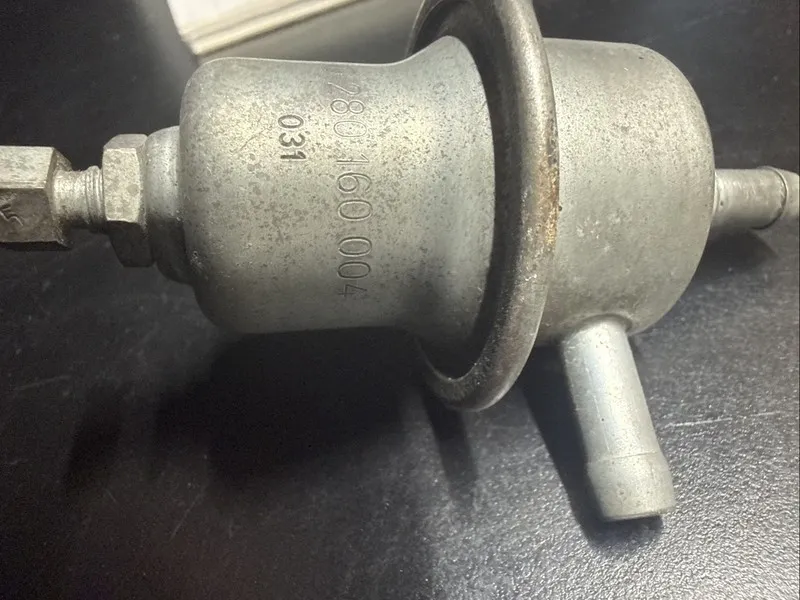 Трубопроводная арматура Mercedes w108 111 107 280SEL 280SE 450SEL FUEL PRESSURE 
