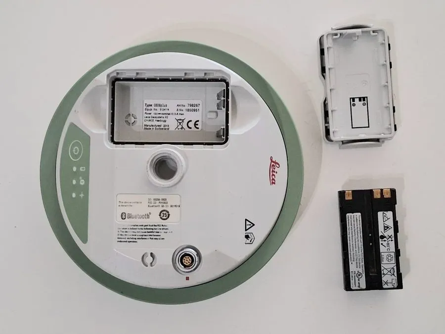 Приёмник GNSS Leica GS08 Plus GNSS — фото лота 1
