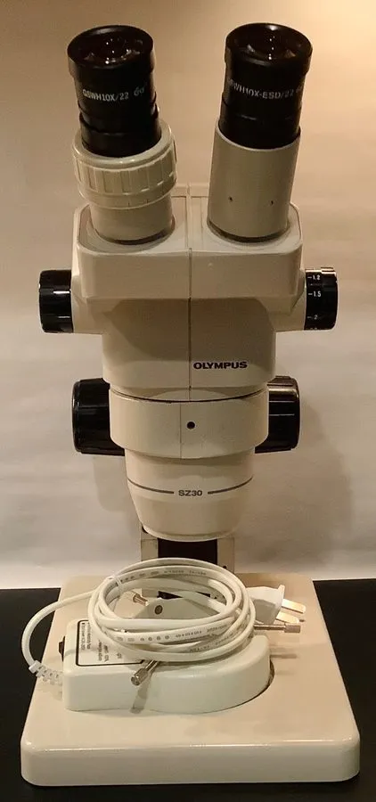 Микроскоп SZ30 SZ3060 9-40X Stereo Zoom Microscope Good Fucntion Olympus ig — фото лота 2